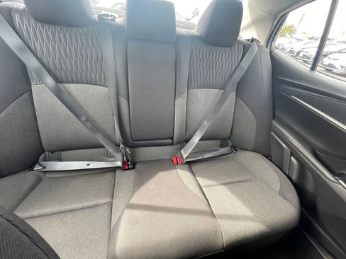 Used 2025 Toyota Camry LE image 31