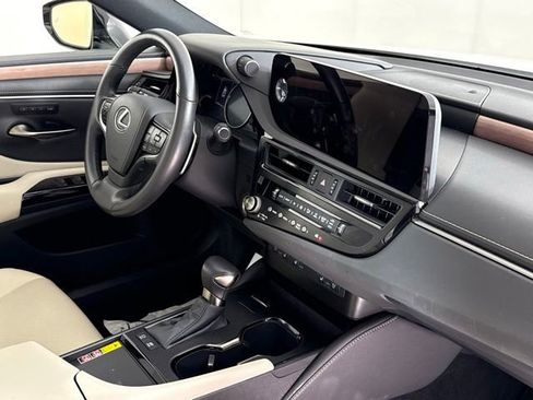 Certified 2025 Lexus ES 300h 300h image 33