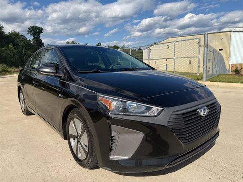 Used 2019 Hyundai Ioniq Blue FWD image 9