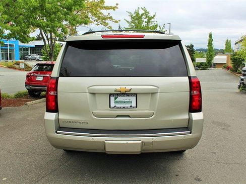 Used 2016 Chevrolet Suburban LTZ AWD/4WD image 4