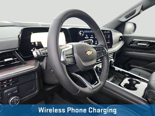 Used 2025 Chevrolet Tahoe Premier AWD/4WD image 28