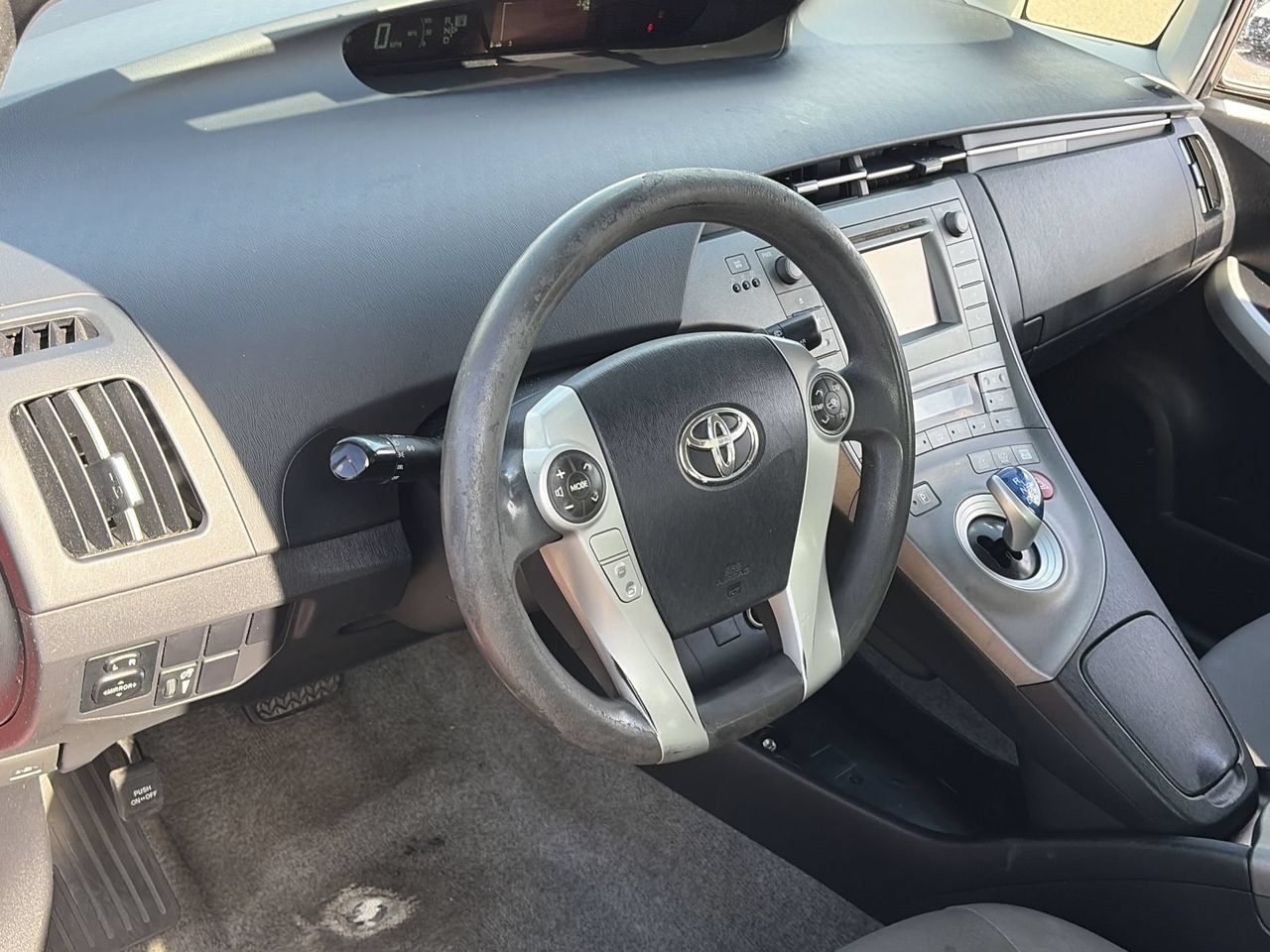 Used 2015 Toyota Prius Two FWD image 17