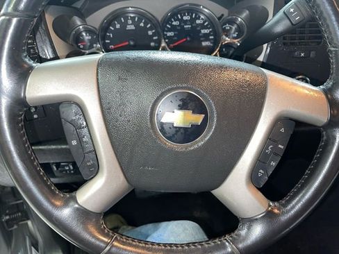 Used 2012 Chevrolet Silverado 2500 LT w/ Interior Plus Package AWD/4WD image 10