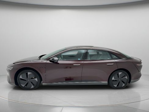 Used 2024 Lucid Air Touring AWD/4WD image 8