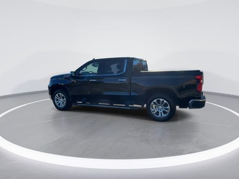 Used 2022 Chevrolet Silverado 1500 LTZ w/ LTZ Premium Package image 6