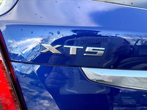 Used 2025 Cadillac XT5 Premium Luxury w/ LPO, Floor Liner Package image 7