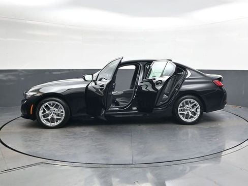 New 2026 BMW 330i xDrive Sedan w/ Convenience Package image 37