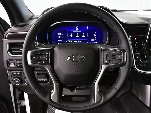 Used 2024 Chevrolet Suburban Z71 w/ Max Trailering Package image 17