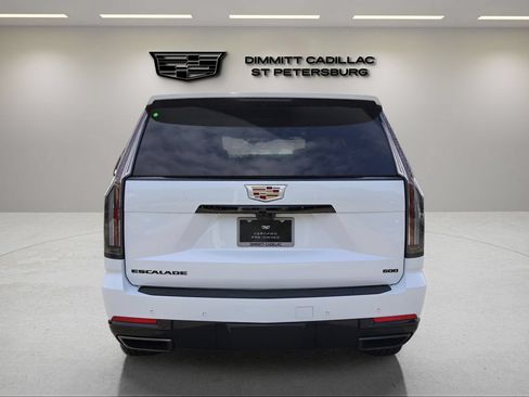 Used 2026 Cadillac Escalade Platinum Sport w/ LPO, ONYX Package AWD/4WD image 4