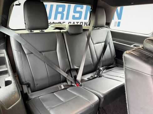 Used 2020 Ford Expedition XLT image 16