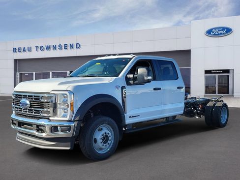 New 2026 Ford F450 XL image 2