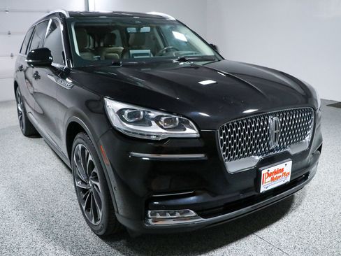 Used 2023 Lincoln Aviator Reserve w/ Equipment Group 201A RWD image 5