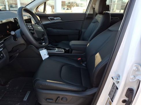 New 2026 Kia Sportage EX image 16