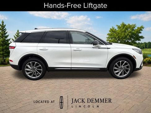 Used 2024 Lincoln Corsair AWD w/ Equipment Group 101A image 8