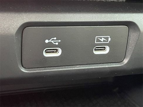 Certified 2025 Honda Accord LX image 19