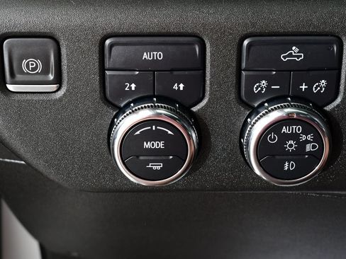 Used 2023 GMC Sierra 1500 Elevation AWD/4WD image 33
