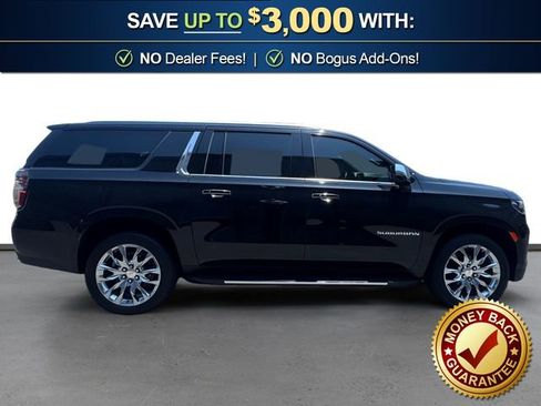 Used 2022 Chevrolet Suburban Premier w/ Premium Package 2 AWD/4WD image 8