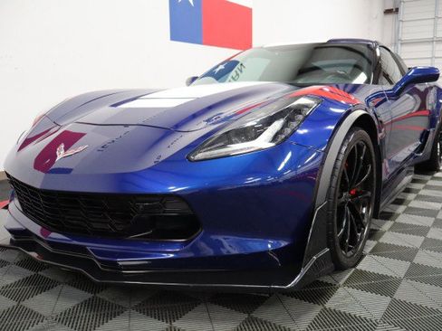 Used 2017 Chevrolet Corvette Grand Sport RWD image 3