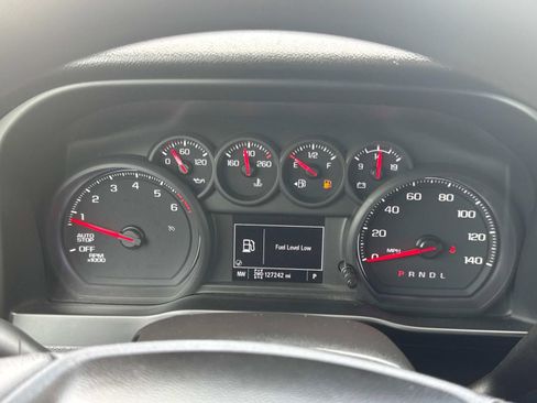 Used 2022 Chevrolet Silverado 1500 Custom AWD/4WD image 32