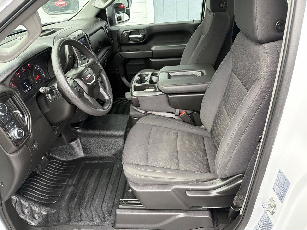 Used 2024 GMC Sierra 3500 Pro w/ Convenience Package AWD/4WD image 8
