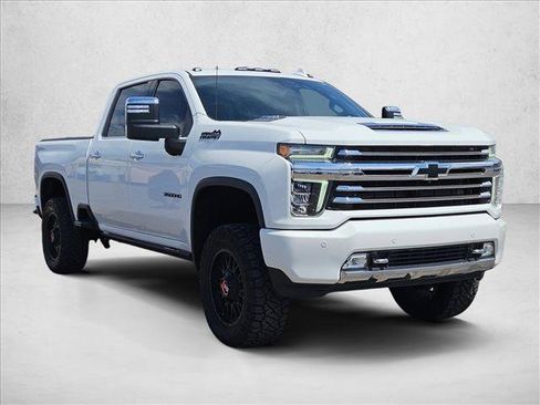 Used 2022 Chevrolet Silverado 3500 High Country w/ Z71 Off-Road Package AWD/4WD image 3