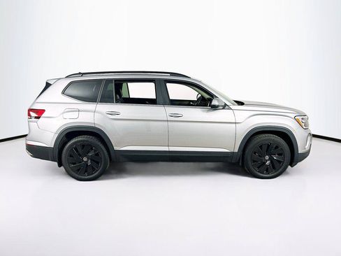 Certified 2024 Volkswagen Atlas SE w/ Panoramic Sunroof Package AWD/4WD image 4