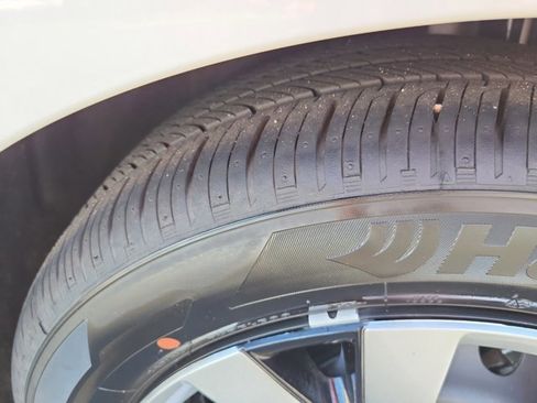 Certified 2025 Honda Civic LX image 12