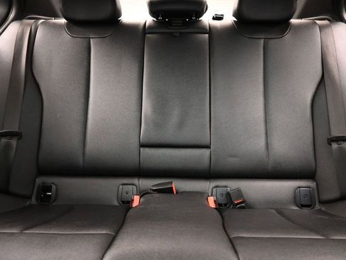 Used 2018 BMW 330e image 28