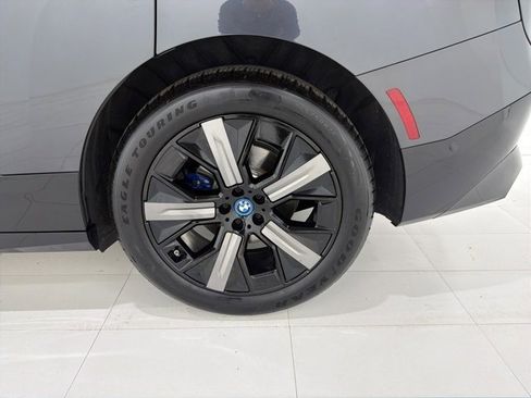 Used 2025 BMW iX xDrive50 w/ Premium Package image 45