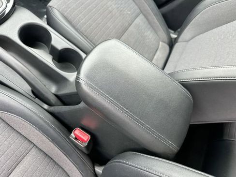 Used 2023 Kia Seltos S image 23