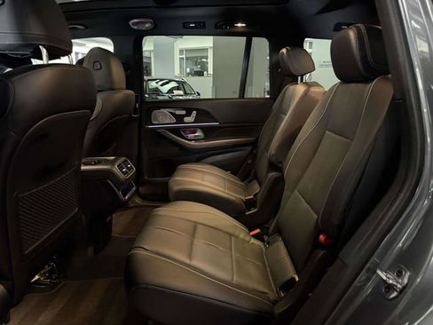 Certified 2025 Mercedes-Benz GLS 450 4MATIC image 12