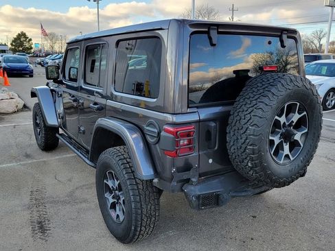 Used 2018 Jeep Wrangler Unlimited Rubicon w/ Dual Top Group AWD/4WD image 3