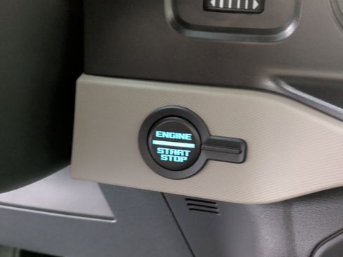 Used 2023 Ford Bronco Wildtrak image 19