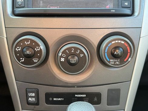 Used 2013 Toyota Corolla S image 5