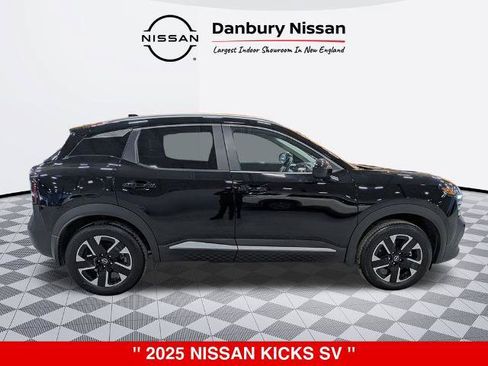 Certified 2025 Nissan Kicks SV w/ SV Premium Package AWD/4WD image 2