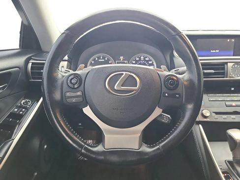 Used 2016 Lexus IS 200t RWD image 12