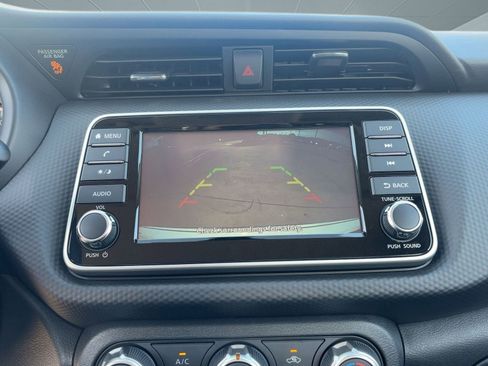 New 2025 Nissan Kicks Play S image 23