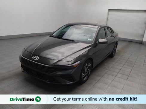Used 2025 Hyundai Elantra Limited FWD image 1