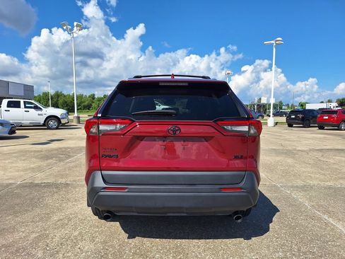 Used 2024 Toyota RAV4 XLE Premium FWD image 6