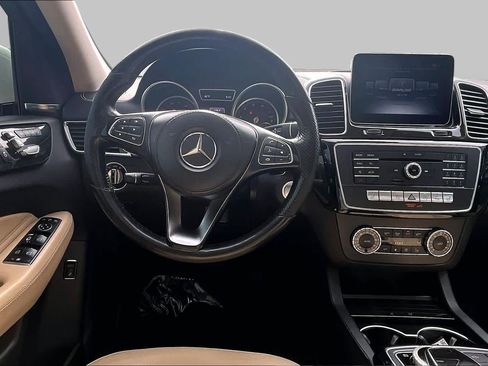 Used 2019 Mercedes-Benz GLS 450 4MATIC image 6