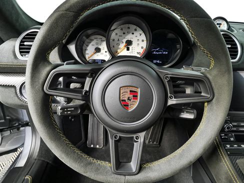 Certified 2025 Porsche 718 Boxster Spyder RS RWD image 10