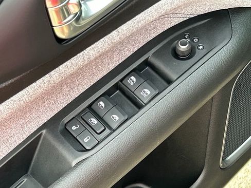 Used 2022 Jeep Compass Latitude w/ Convenience Group image 12