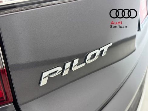 Used 2022 Honda Pilot Touring image 12