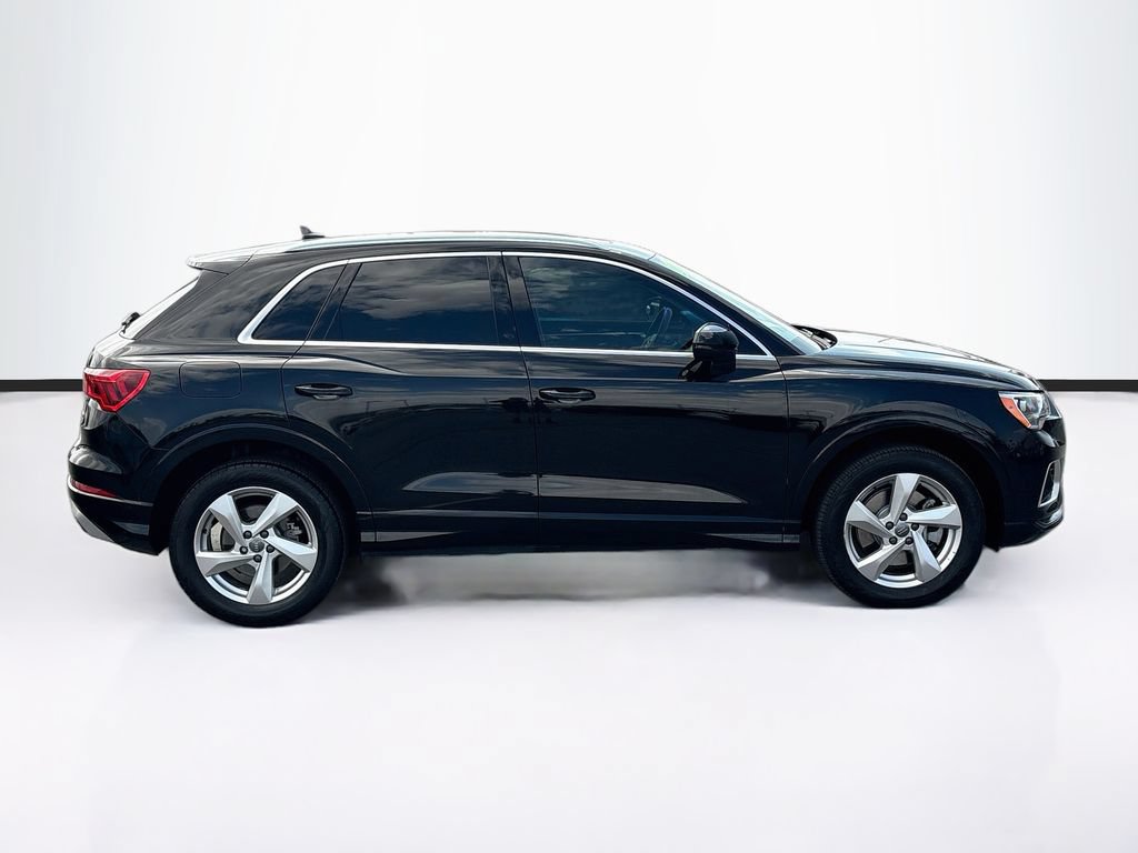 Used 2020 Audi Q3 2.0T Premium AWD/4WD image 4