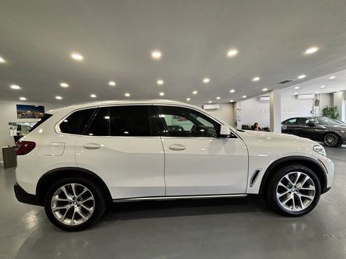 Used 2019 BMW X5 xDrive40i w/ Convenience Package AWD/4WD image 8