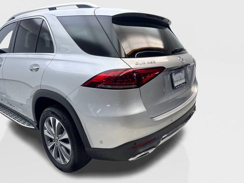 Used 2021 Mercedes-Benz GLE 450 4MATIC image 19