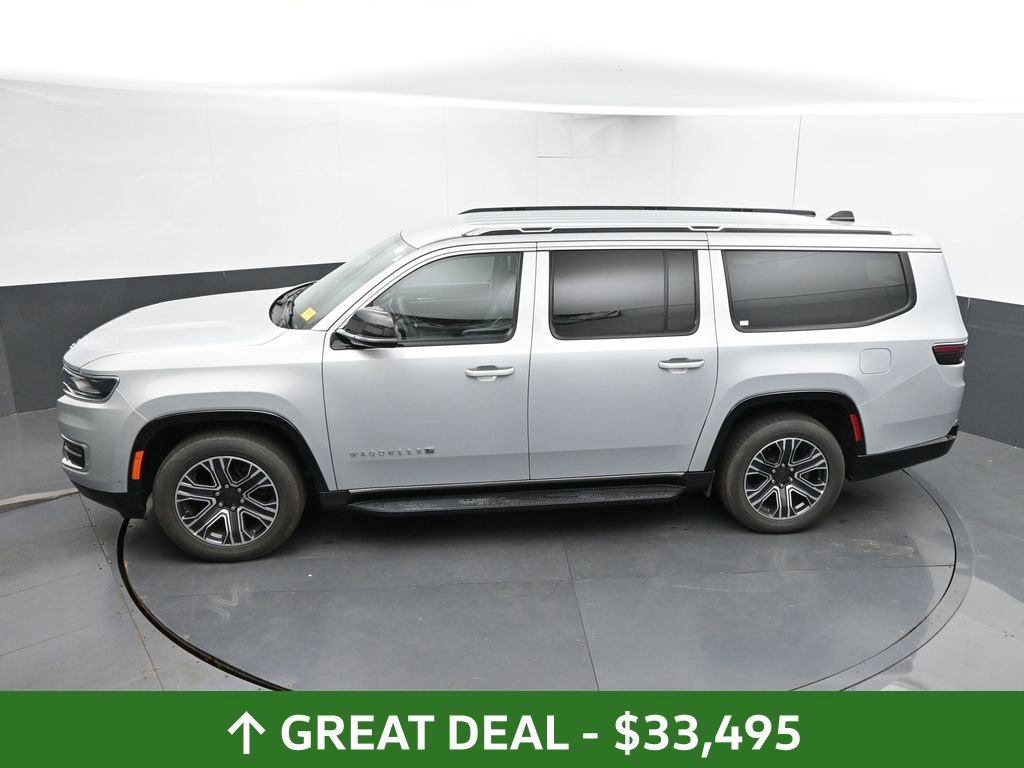 Used 2024 Jeep Wagoneer L Series II w/ Flexible Seating Group AWD/4WD image 39