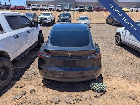 Used 2024 Tesla Model Y 2WD image 8