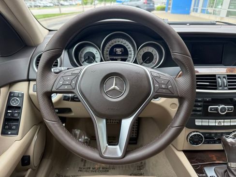 Used 2013 Mercedes-Benz C 300 4MATIC Sedan image 18
