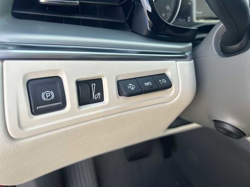 New 2025 Cadillac XT5 Premium Luxury w/ Technology Package image 10